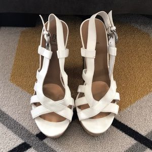 Bakers White Wedge